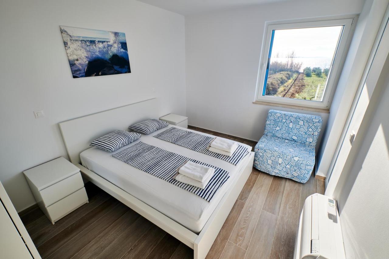 Villa Miri II Privlaka  Buitenkant foto